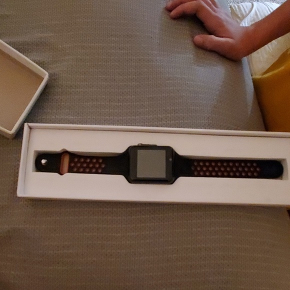 Smart watch - Picture 2 of 3